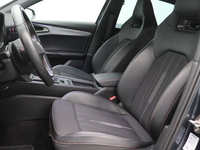 Cupra Formentor 1.4 e-Hybrid VZ Performance 245PK DSG Pano-Schuifdak, SOH 90%, Trekhaak, Side Assist, Keyless, Achteruitrijcamera, Stoel-Stuurverwarming, 19" LM Velgen