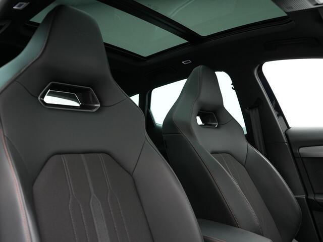 Cupra Formentor 1.4 e-Hybrid VZ Copper Edition Plug In Hybrid 245pk Dealer O.H. PHEV | Panodak | Adaptive Cruise | Keyless | Sportstoelen Verwarmd | Virtual | 19"L.M | Sfeerverlichting |