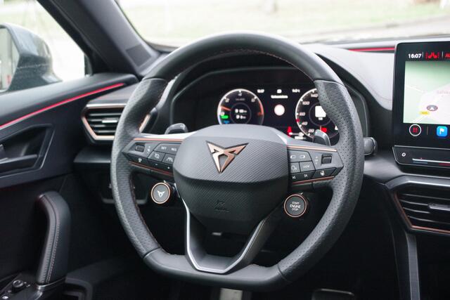 Cupra Formentor 1.4 e-Hybrid VZ 245 PK Performance PHEV, Trekhaak, Stuur-Startknop, Memory, Winterpakket, Carplay