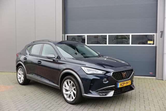 Cupra Formentor 1.4 e-Hybrid 204pk Business. Led , Trekhaak , PDC , Clima, Stuurwiel verwarmd , LMV , Carplay, etc .