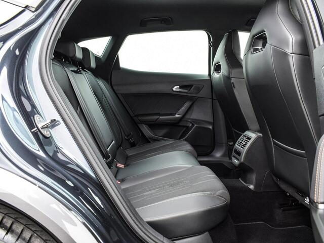 Cupra Formentor 1.4 245pk DSG e-Hybrid VZ Performance · 360 Camera · Stuur- & Stoelverwarming · Keyless · Inklap. Trekhaak · ACC · Side Assist ·