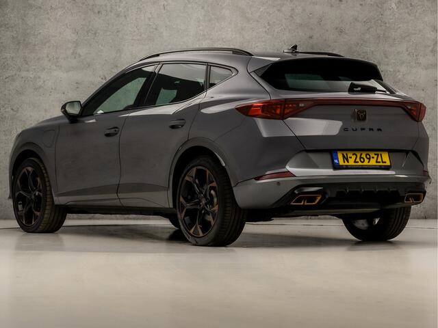 Cupra Formentor 1.4 e-Hybrid VZ Performance 245Pk Automaat (APPLE CARPLAY, GROOT NAVI, MEMORY SEATS, LEDER, KUIPSTOELEN, 360 CAMERA, STUUR/STOELVERWARMING, ADAPTIVE CRUISE, SFEERVERLICHTING, NIEUWSTAAT)