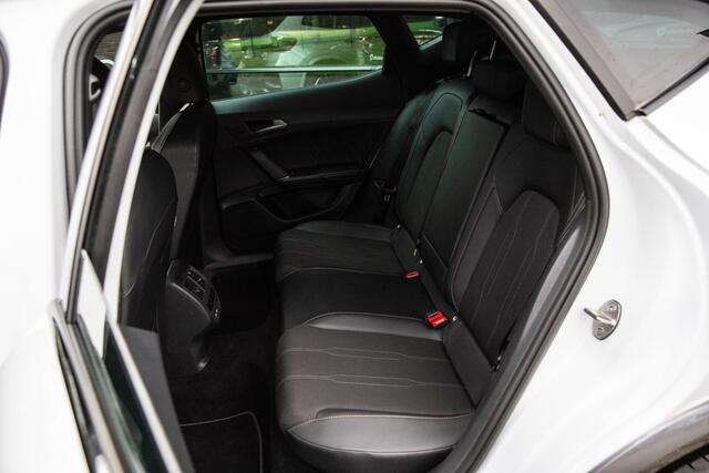 Cupra Formentor 1.5 TSI Business Edition , Adap. cruise, Keyless entry, Sfeerverlichting,