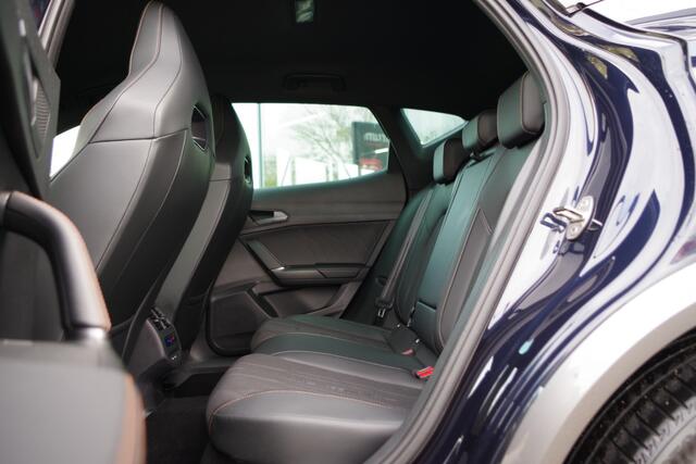 Cupra Formentor 1.4 e-Hybrid 245 PK VZ Performance PHEV, Adap. Cruise Control, Kuipstoelen, Camera