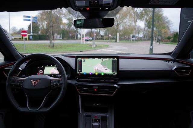 Cupra Formentor 1.4 e-Hybrid Adrenaline, Leder, Panoramadak, Trekhaak, Memory, Camera