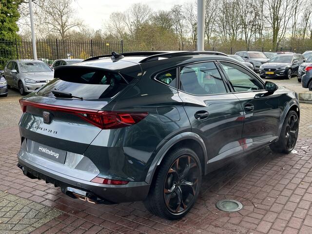 Cupra Formentor 1.4 e-Hybrid DSG VZ Black Edition / Panorama dak / Geheugen stoelen / Navigatie / Stoelverwarming / Achteruitrij camera