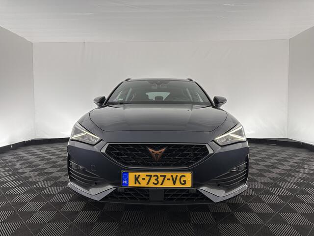 Cupra Leon Sportstourer 1.4 e-Hybrid VZ Adrenaline (INCL.BTW) Aut. *FULL-LED | DIGI-COCKPIT | ADAPTIVE-CRUISE | 1/2LEATHER | SPORT-SEATS | AMBIENT-LIGHT | DAB+ | KEYLESS | CAMERA | 19''ALU*