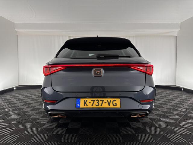Cupra Leon Sportstourer 1.4 e-Hybrid VZ Adrenaline (INCL.BTW) Aut. *FULL-LED | DIGI-COCKPIT | ADAPTIVE-CRUISE | 1/2LEATHER | SPORT-SEATS | AMBIENT-LIGHT | DAB+ | KEYLESS | CAMERA | 19''ALU*