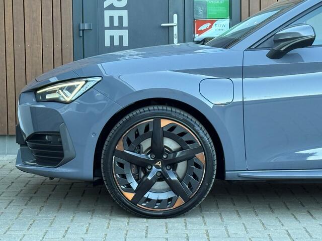 Cupra Leon Sportstourer 1.4 E-HYBRID BNS Pano Acc Camera