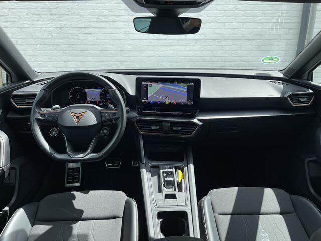 Cupra Leon Sportstourer 1.4 e-Hybrid VZ Performance | Pano | Camera | CarPlay | ACC | LED | Keyless | 19 inch