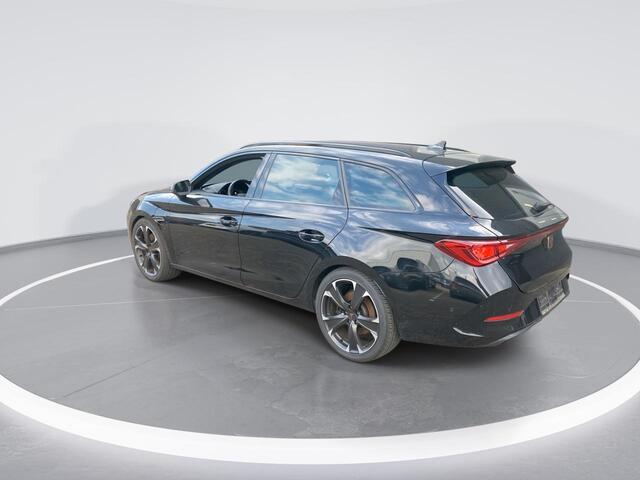Cupra Leon Sportstourer 1.4e-Hybrid 180kW/245PK VZ DSG · Keyless · Navigatie · Camera + Parkeersensoren