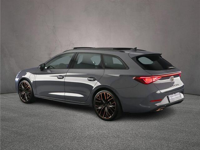 Cupra Leon Sportstourer VZ Performance 1.4 TSI e-Hybrid 245pk DSG Automaat Panoramadak, Beats audio, LED matrix koplampen, Adaptive cruise control, Achteruitrijcamera, Elektrische achterklep