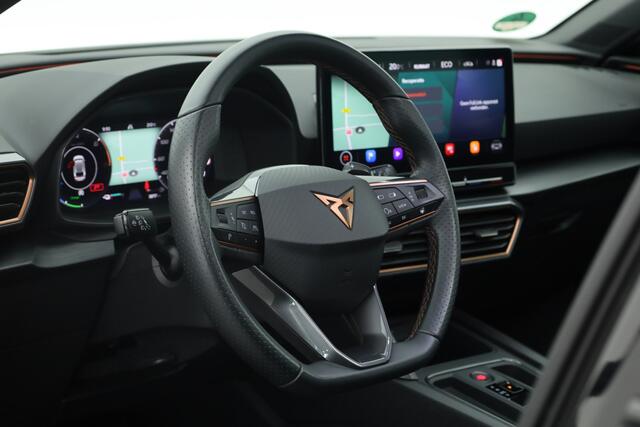 Cupra Leon Sportstourer 1.4 e-Hybrid | Pano | Adapt. Cruise | Camera | Keyless | Memory seat | Apple CarPlay