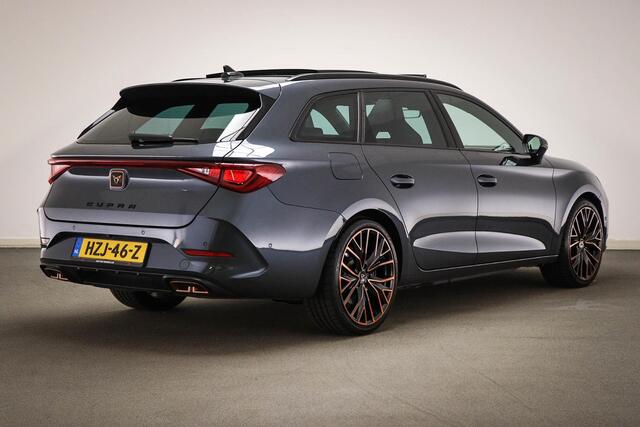 Cupra Leon Sportstourer 1.4 e-Hybrid VZ Performance | PANORAMADAK | STUURVERWARMING | DAB | APPLE | CAMERA