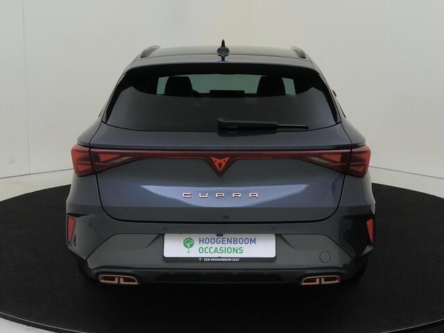 Cupra Leon Sportstourer 1.5 TSI e-Hybrid Business | Parkeerasisstent | Keyless | Stoel- en stuurwielverwarming | Achteruitrijcamera | Navigatie | 3-zone airco | Dodehoek detectie |