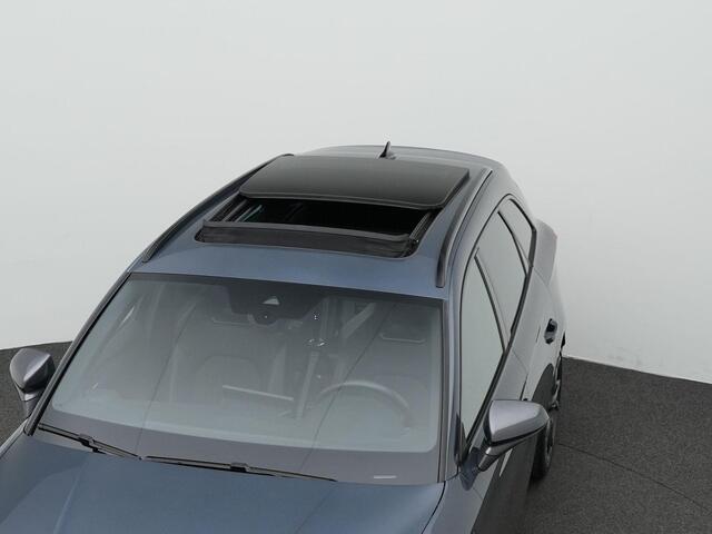 Cupra Leon Sportstourer 1.4 e-Hybrid 245 pk VZ Performance | Panoramadak | Kuipstoelen | LED | Adaptieve onderstelregeling (DCC) | Side assist | 19 inch