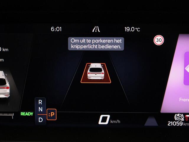 Cupra Leon Sportstourer 1.4e-Hybrid 150kW/204PK DSG · Apple/Android · Leder/stof · Camera + Parkeersensoren