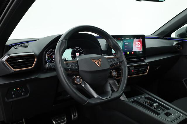 Cupra Leon Sportstourer 1.4 e-Hybrid VZ 245pk | Pano | Adapt. Cruise | CarPlay | Stoel-Stuurverw. | Camera