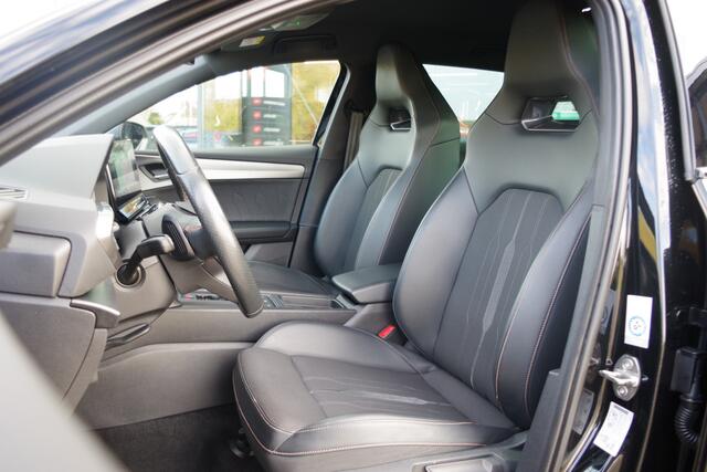 Cupra Leon Sportstourer 1.4 e-Hybrid 204 PK Adrenaline PHEV, Trekhaak, Winterpakket, Adap. Cruise Control, Carplay