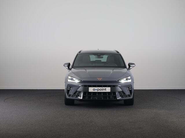 Cupra Leon Sportstourer 1.5 TSI e-Hybrid Business 204PK | Trekhaak | Sennheiser | Intelligent Drive | 19 inch |