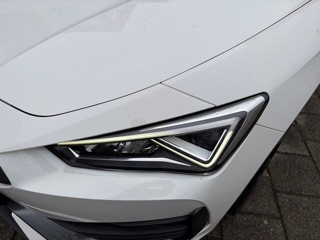 Cupra Leon Sportstourer 1.4 e-Hybrid VZ Performance | Navi | cruise | Trekhaak | 72.593 km Dealeronderhouden