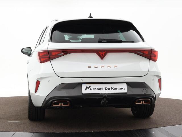 Cupra Leon Sportstourer 1.5 Tsi 204pk DSG e-Hybrid Business · Camera · Apple/Android Car Play · Elek. Trekhaak · Elek. Achterklep · 18'' Inch · Garantie t/m 20-05-2028 of 90.000km