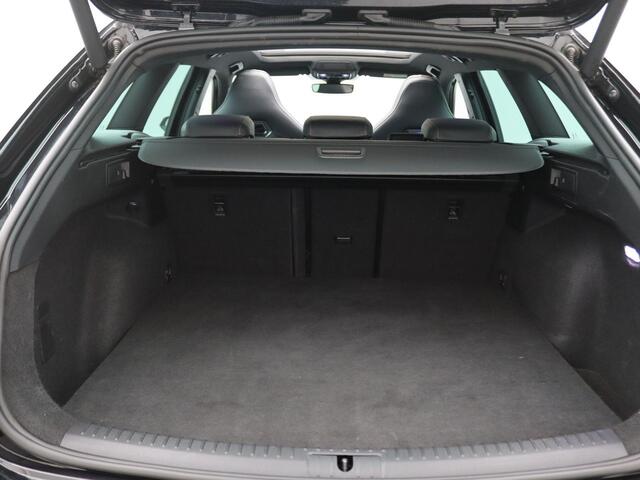 Cupra Leon Sportstourer 1.4 e-Hybrid VZ Black Edition 245PK DSG Pano-schuifdak, SOH 91%, leder, achteruitrijcamera, supersportstuur, elek. stoel, virtual pedal, stuur/stoelverwarming, keyless, 19'' lichtmetaal