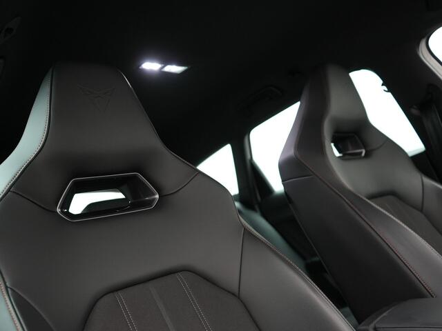 Cupra Leon Sportstourer 1.4 e-Hybrid VZ Adrenaline Plug In Hybrid 245pk PHEV | Trekhaak Af Fabriek | Adaptive Cruise | Camera | Sportstoelen Memory & Verwarmd | Trekhaak af Fabriek | Virtual | 19"L.M | Camera | Keyless | Apple Carplay | Sfeerverlichting | Navigat