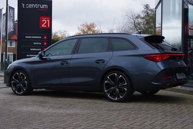 Cupra Leon Sportstourer 1.4 e-Hybrid 245 PK VZ Adrenaline PHEV, Winterpakket, Carplay, DCC