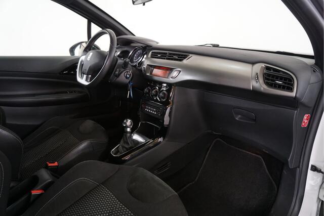 DS DS 3 1.2 PureTech So Chic | Stl. verw. | Airco | Cruise |