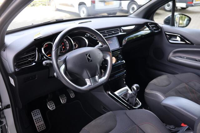 DS DS 3 1.2 Performance Line *Parelmoer*LED*