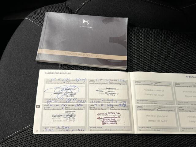 DS DS 3 1.2 PureTech So Chic | Navigatie | LM Velgen 16" | Parkeersensoren Achter | Cruise Control | Airco Automatisch |