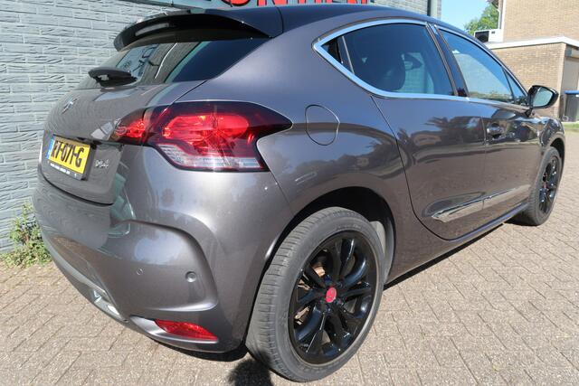 DS DS 4 1.2 PureTech Performance Line Eerste eigenaar Hagel nieuwe auto