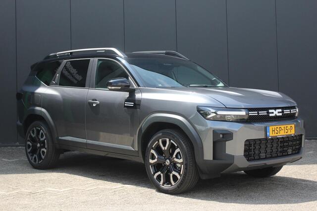 Dacia Bigster 1.8 Hybrid 155Pk Extreme | Navigatie | Virtual Cockpit | Draadloze Apple & Android Carplay | Parkeersensoren Voor & Achter | Middenarmsteun | Camera | 19 Inch Lichtmetalen Velgen | Elektrische Achterklep |