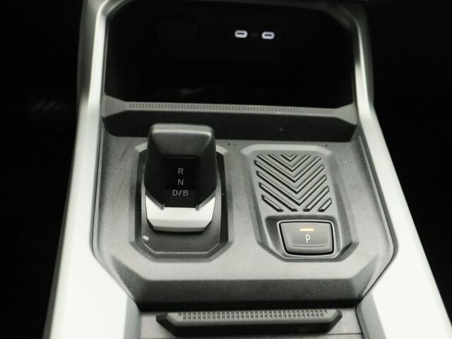 Dacia Bigster Hybrid 155 Launch Edition | Demo | Two-tone kleurstelling | Lichtmetalen velgen 19" 'Rasan Noir Diamantée' | Elektrisch te openen panoramadak met elektrisch bedienbare verduistering | Pack winter | Pack Assist |