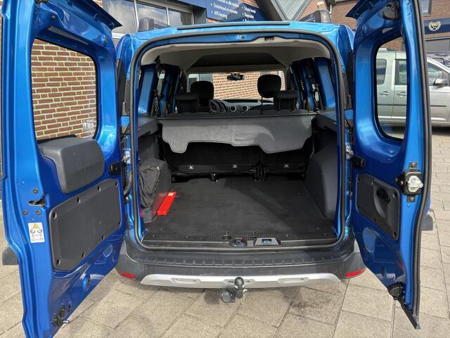 Dacia DOKKER 1.2 TCe Stepway 5p. 85KW Deurtjes (Distributie verv.) ( Navigatie, trekhaak, Airco, cruise control) RIJKLAARPRIJS!