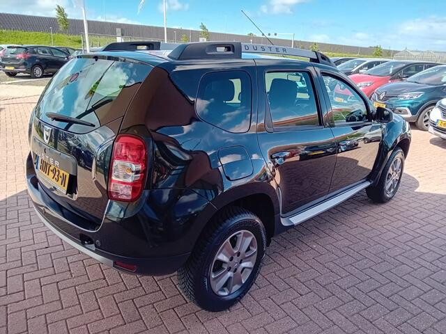 Dacia DUSTER 1.2 TCe 4x2 Prestige, Airco, Multimediasysteem, Navigatie, Bluetooth, Parkeersensoren, Camera, Cruise control, Stoelverwarming, Elektrische ramen en spiegels, Lichtmetalen velgen, Centrale vergrendeling met AB, Nette auto, Dealer onderhouden, BOVAG