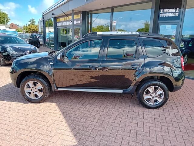 Dacia DUSTER 1.2 TCe 4x2 Prestige, Airco, Multimediasysteem, Navigatie, Bluetooth, Parkeersensoren, Camera, Cruise control, Stoelverwarming, Elektrische ramen en spiegels, Lichtmetalen velgen, Centrale vergrendeling met AB, Nette auto, Dealer onderhouden, BOVAG