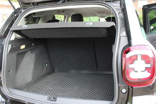 Dacia DUSTER TCe 125 pk Comfort navi./parkeersensoren v.+ a.