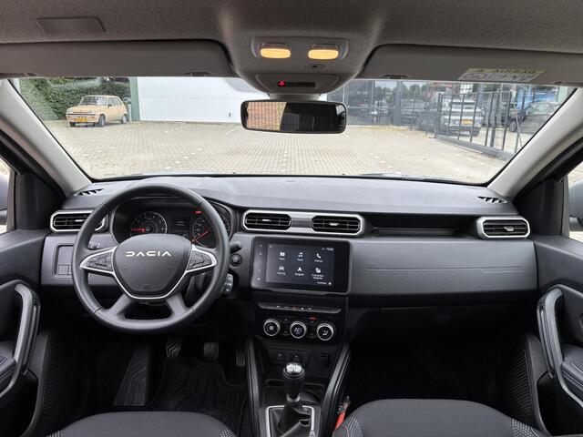 Dacia DUSTER 1.3 TCe 130 Journey / Trekhaak / Aanhangwagen geremd 1200KG / Camera / Navigatie /