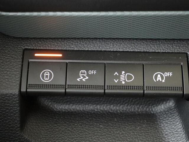 Dacia DUSTER 1.2 TCe 130 mild hybrid 4x4 Extreme | 4X4 | Navigatie | 360 Camera | Carplay | Parkeersensoren | Lichtmetalen velgen 18"