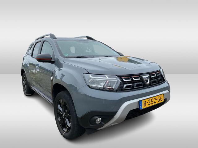 Dacia DUSTER 1.0 TCe 100 Bi-Fuel Journey / Full option! / Trekhaak / Camera / Half leder / 17'' / Keyless / Navigatie / DAB / Stoelverwarming / Cruise Control