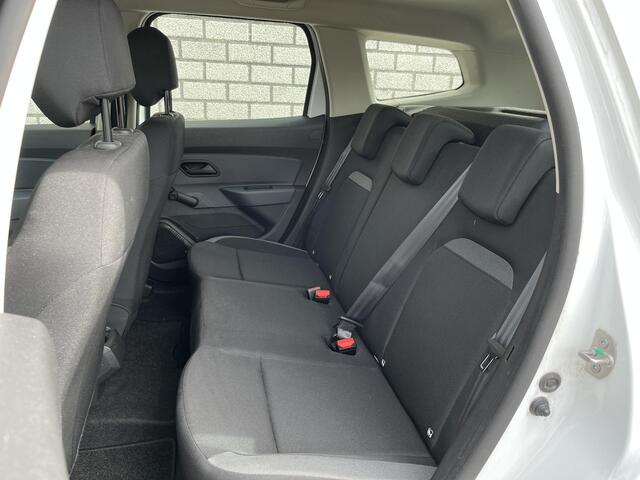 Dacia DUSTER 1.0 TCe Bi-Fuel Essential | Volledig Dealer Onderhouden | Trekhaak | Airco | Bluetooth |
