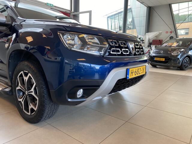 Dacia DUSTER 1.3 TCe Prestige,4WD,Trehaak,Navigatie,Rondomzichtcamera,Keyless,Parkeersensoren V&A,Spraakbediening,Airco,Cruisecontrol,Treeplankset,17 Inch Lmv