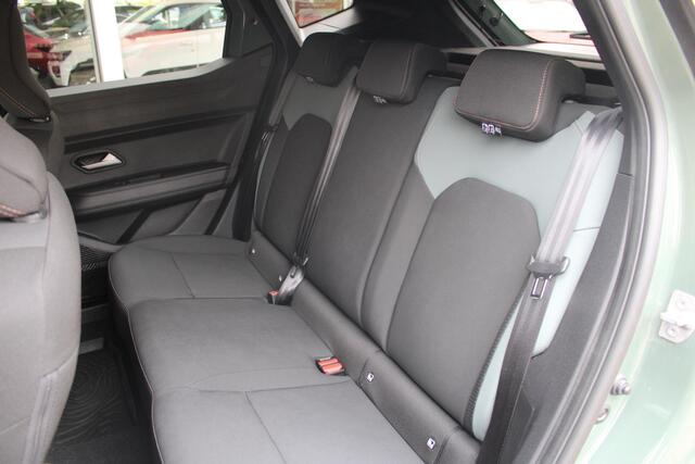 Dacia DUSTER 1.6 Hybrid 140 Extreme Automaat | Navigatiesysteem | Achterruitrij Camera