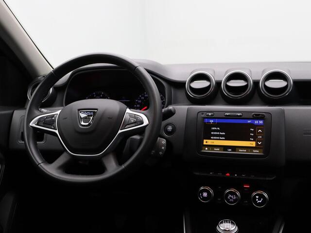 Dacia DUSTER TCe 130pk Prestige | Dodehoek sensoren | Elektronische klimaatregeling | Camera's rondom | Apple Carplay & Android Auto |