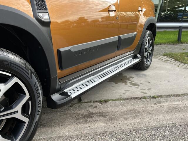 Dacia DUSTER 1.2 TCe Prestige 126 PK / Trekhaak / Camera / Parkeersensoren V+A / Blind spot warning / 17'' LMV /