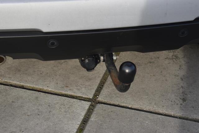 Dacia DUSTER TCe 130 Prestige | TREKHAAK | 360 CAMERA | NAVI | CRUISE CONTROL | CLIMATE CONTROL | PDC | LMV