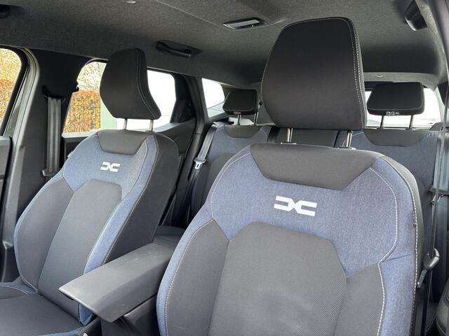 Dacia DUSTER 1.2 TCe 130 mild hybrid Expression | Navigatie | voorstoelen verwarmd | Camera | Aanhangwagen geremd 1500kg |