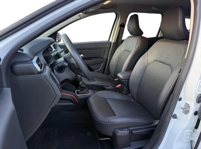 Dacia DUSTER 1.3 TCe 150 Extreme I Automaat I Trekhaak I Half-leder